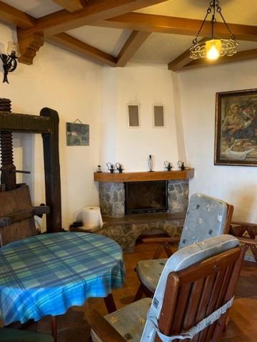 新梅斯托Wine House, Zidanica Gruden别墅 外观 照片